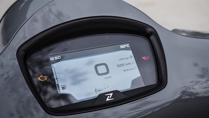 Anneau décoratif tachymètre pour Vespa GTS Supertech HPE 125/300 ('19-)