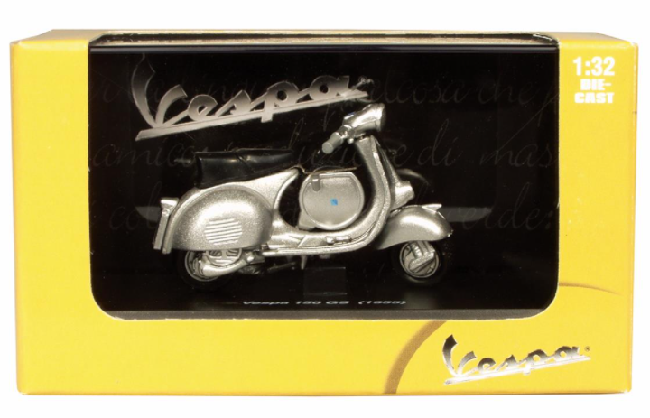 Modèle Vespa 150GS (1955), argenté