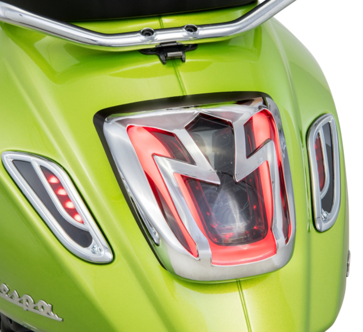 Grille de feu arrière pour Vespa Primavera/Sprint 50-150ccm 2T/4T AC, chromée