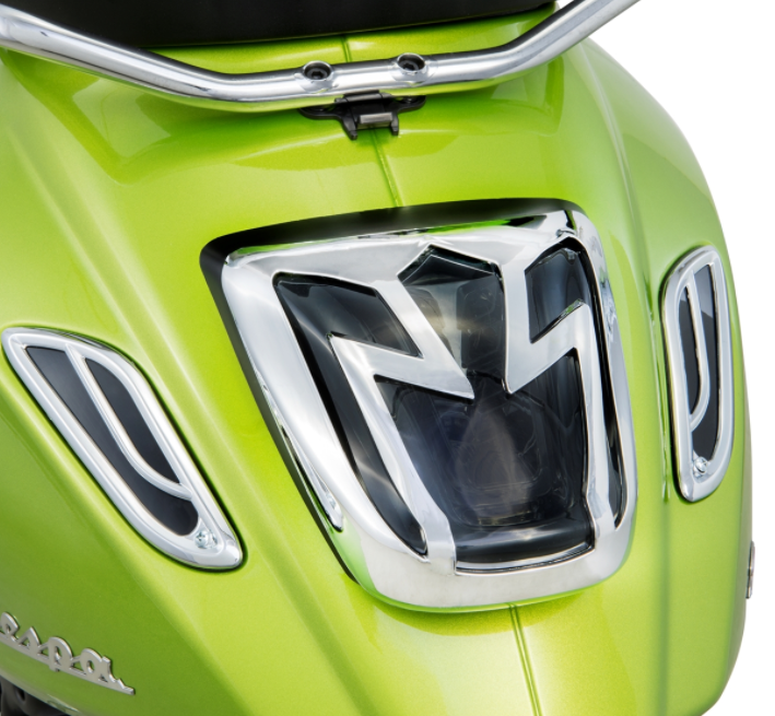 Grille de feu arrière pour Vespa Primavera/Sprint 50-150ccm 2T/4T AC, chromée