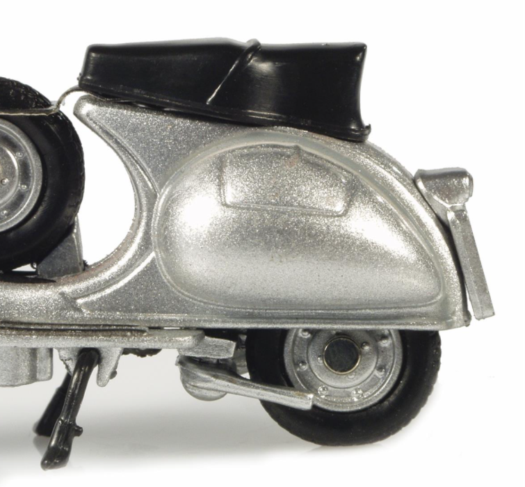 Modèle Vespa 150GS (1955), argenté
